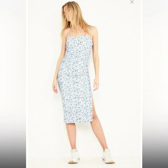 NWT!! Bardot - Rouched Floral Midi Dress In Sky Roses - Size 10/L - Picture 1 of 10
